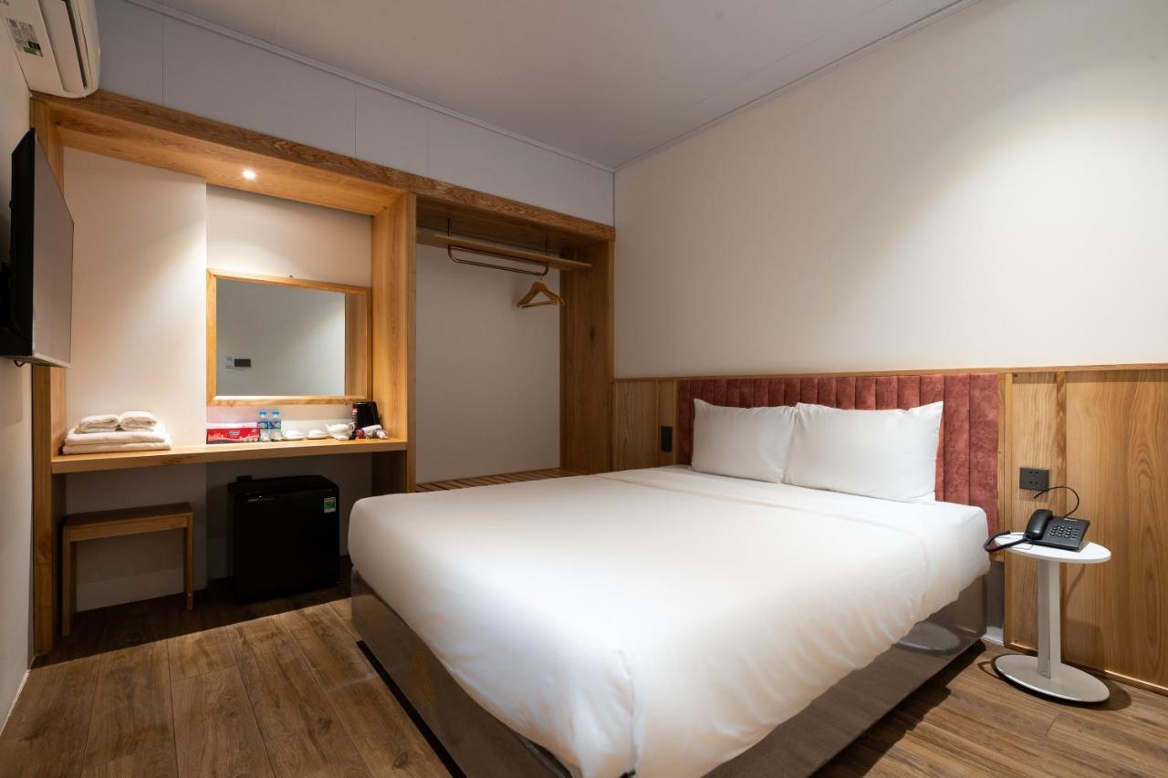 Haven Hut Hotel Ho Chi Minh City Exterior photo